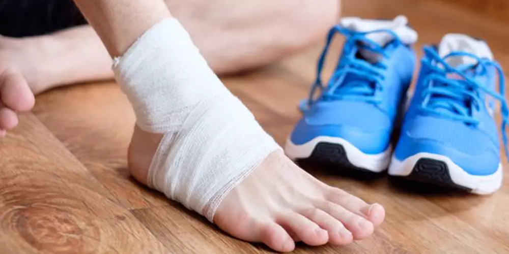 Dr. Alfredo Ortega Quiroz, Cirujano Ortopedista Traumatólogo, Alta Especialidad en Cirugía de Columna Vertebral